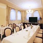 Grand President Hotel 4*