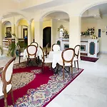 Hotel Grand President 4*