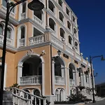 Hotel Grand President 4*