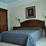Grand President Hotel 4*
