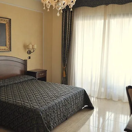 Hotel Grand President