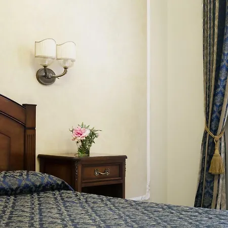 Hotel Grand President