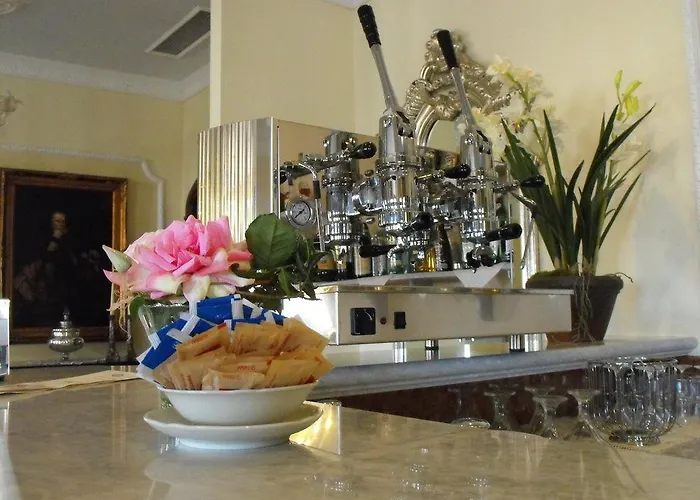 Hotel Grand President 4*