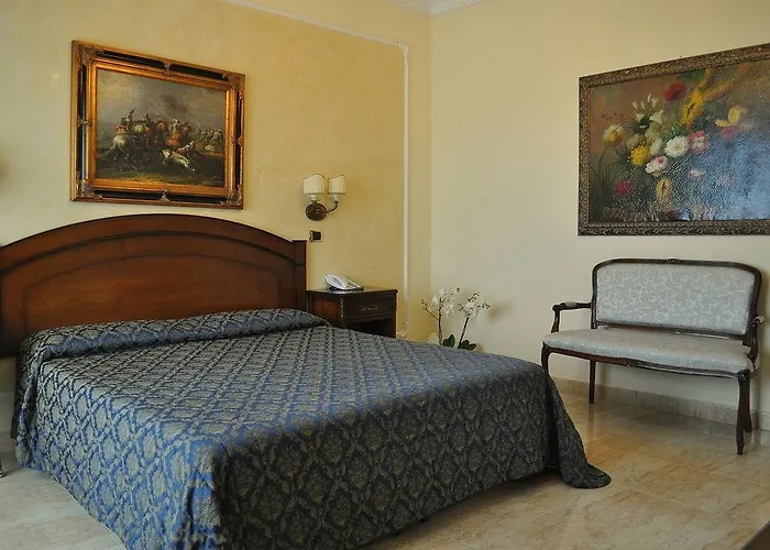 Hotel Grand President 4*