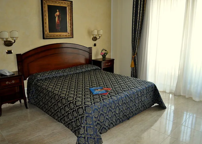 Hotel Grand President