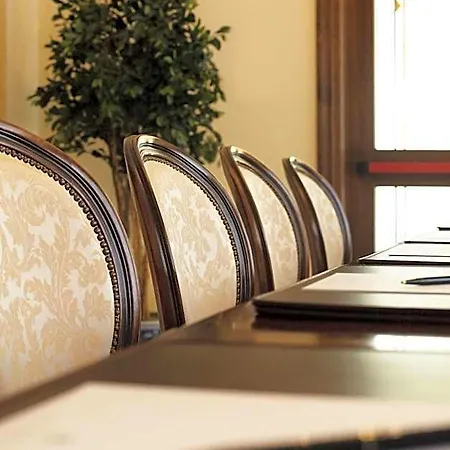 Hotel Grand President 4*