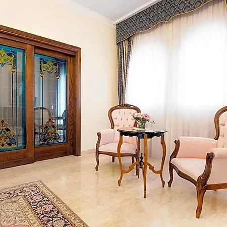 Grand President Hotel 4*