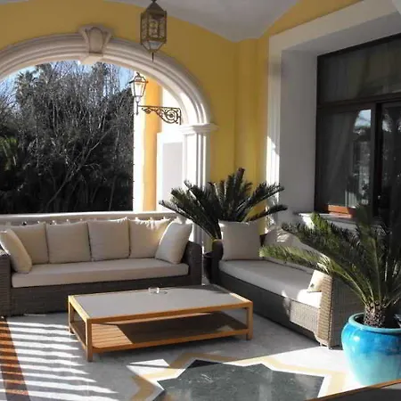 Grand President מלון 4*