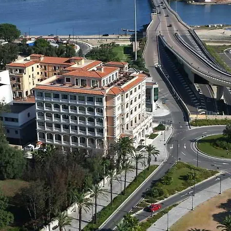 Grand President מלון 4*