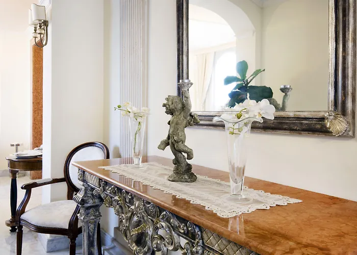 Hotel Grand President 4*